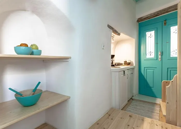 Ocean Rose I - Old Naxos Town